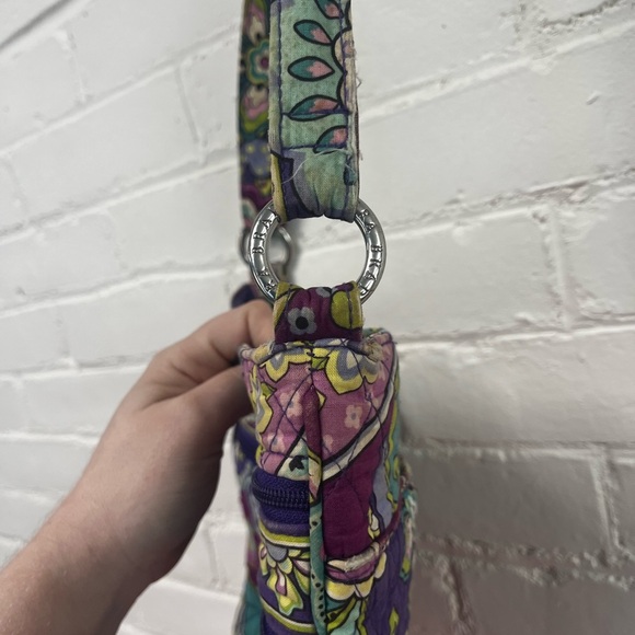 Vera Bradley Crossbody Purse – Floral Paisley Quilted Bag (Silhouette Floral) - Picture 5 of 11
